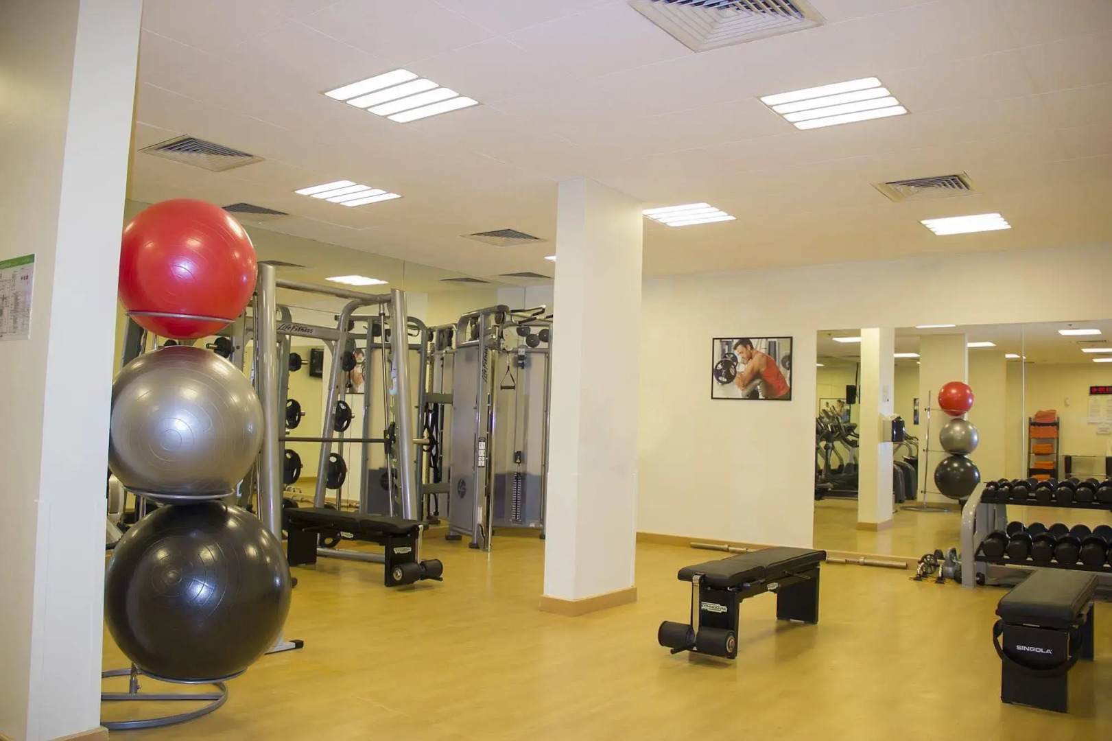 Отель Copthorne Downtown Abu Dhabi