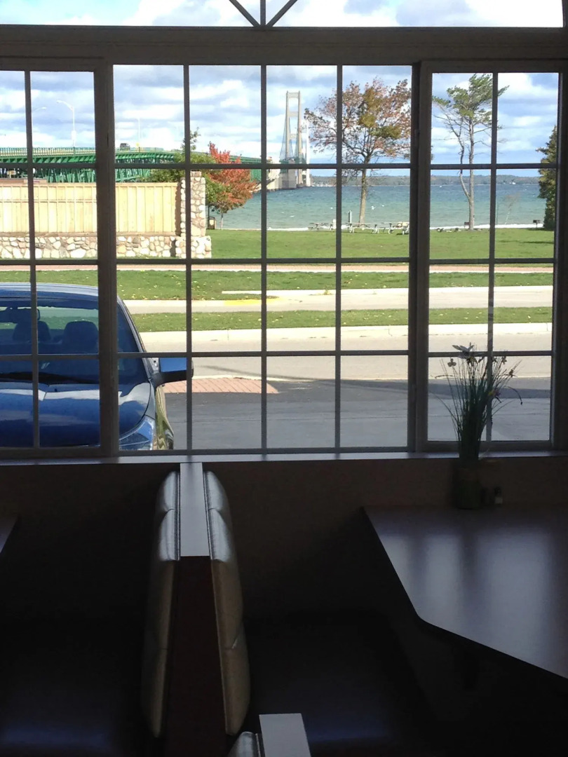 Parkside Inn Bridgeview