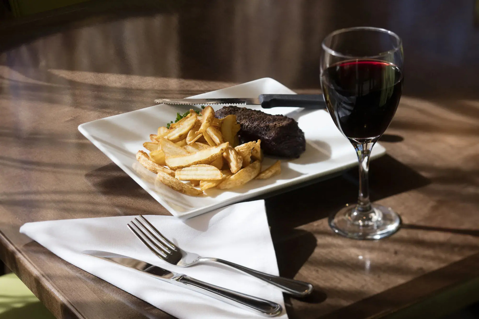 Holiday Inn Athens-University Area