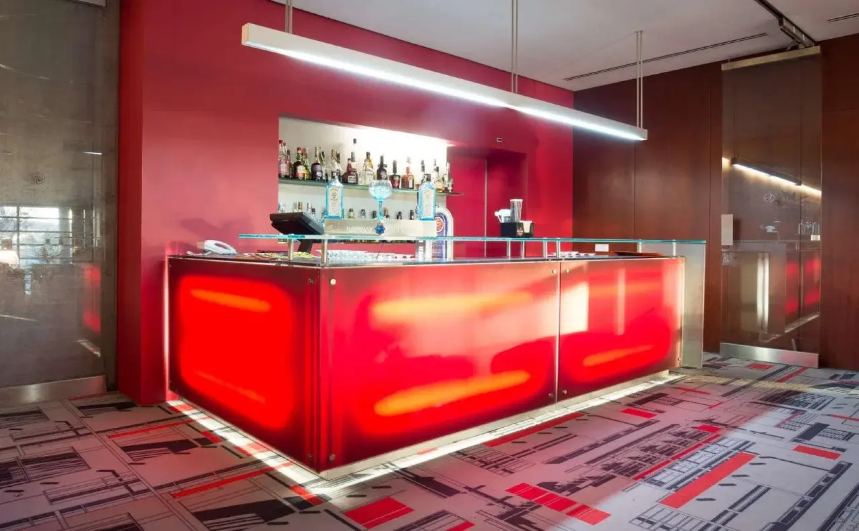 VIP Executive Art's Hotel