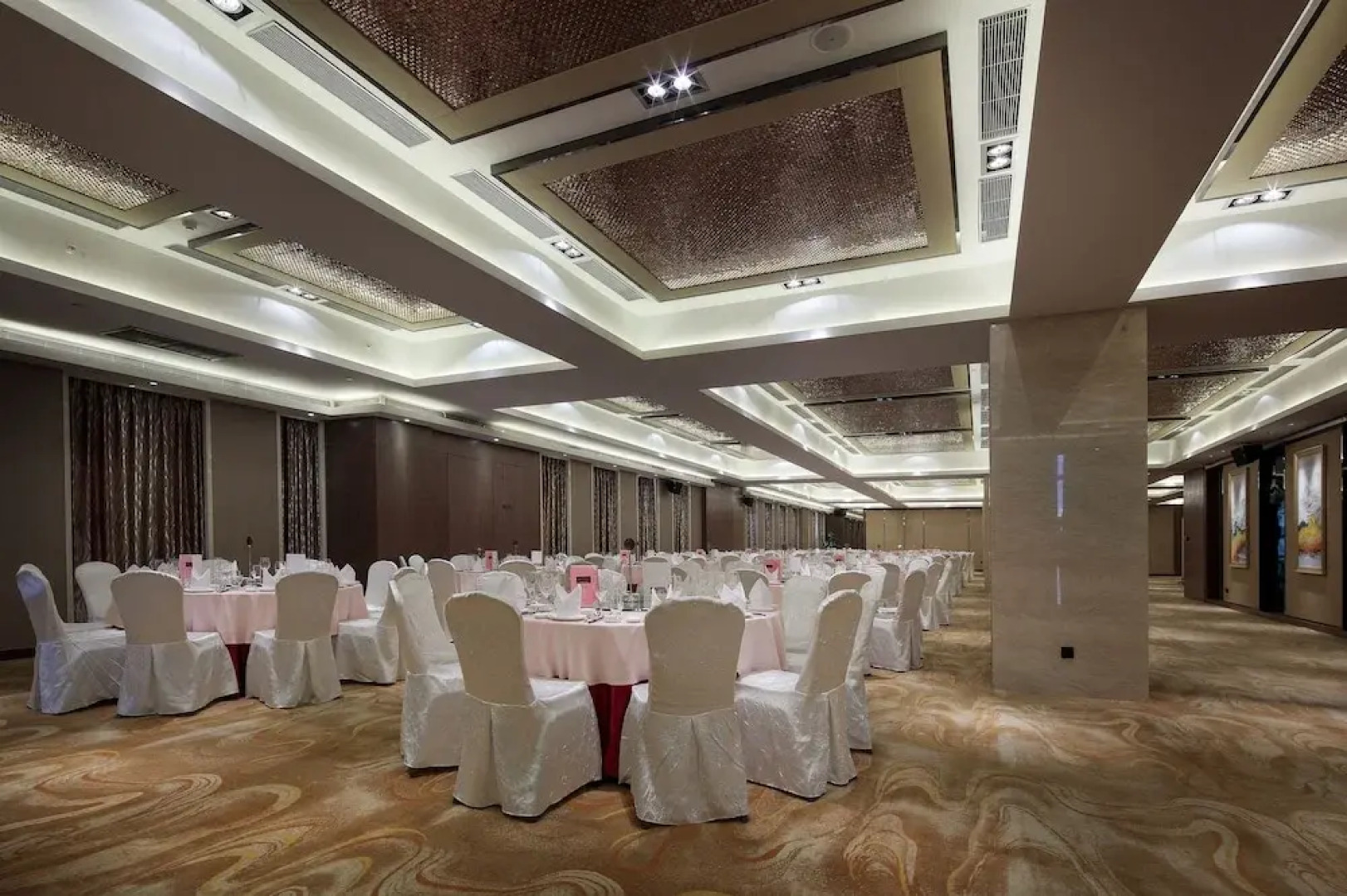 Pullman Anshan Time Square