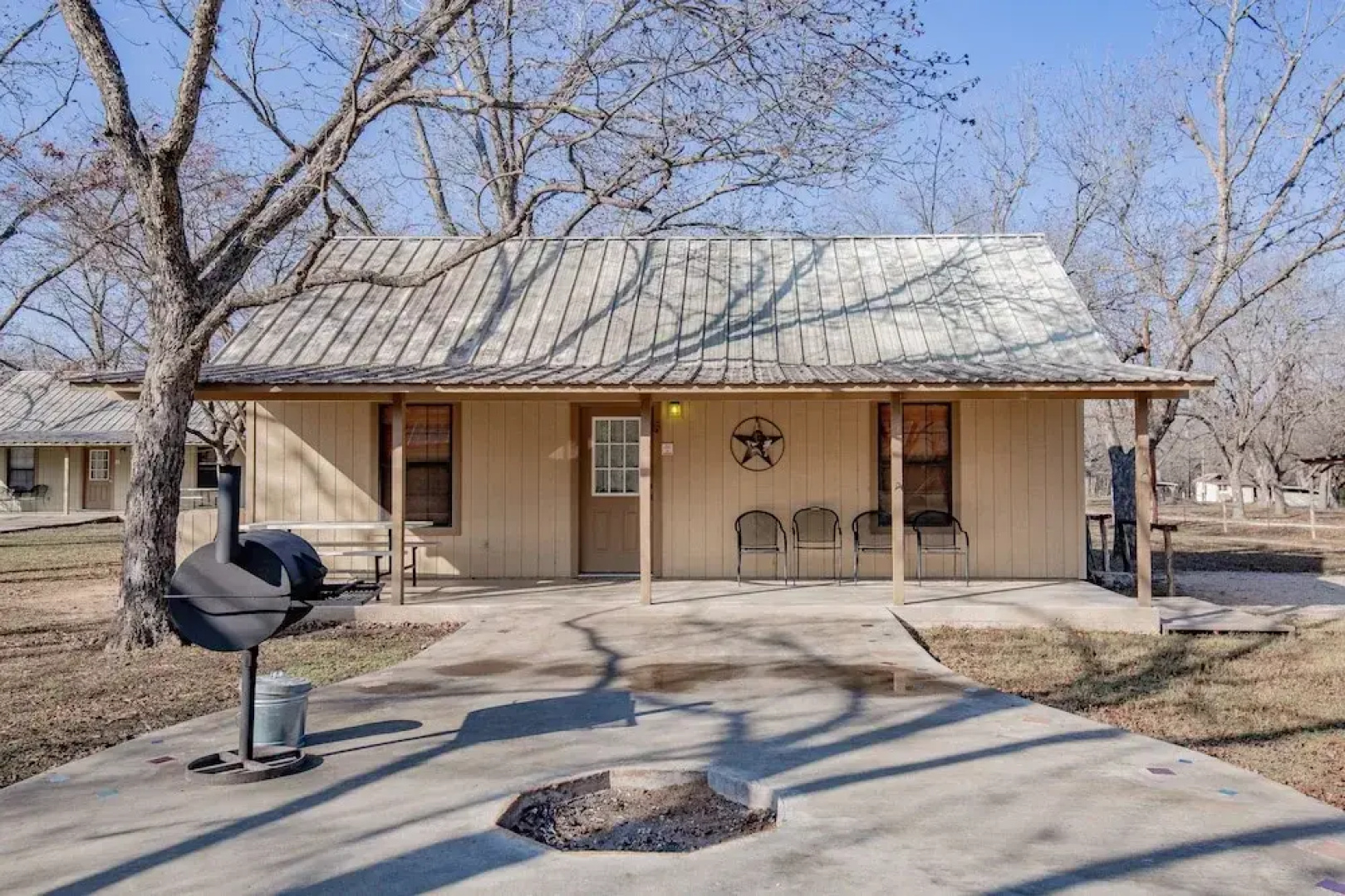 Seven Bluff Cabins