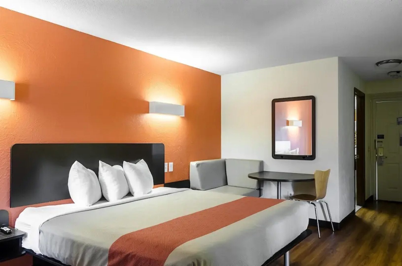 Motel 6 - Westborough Boston