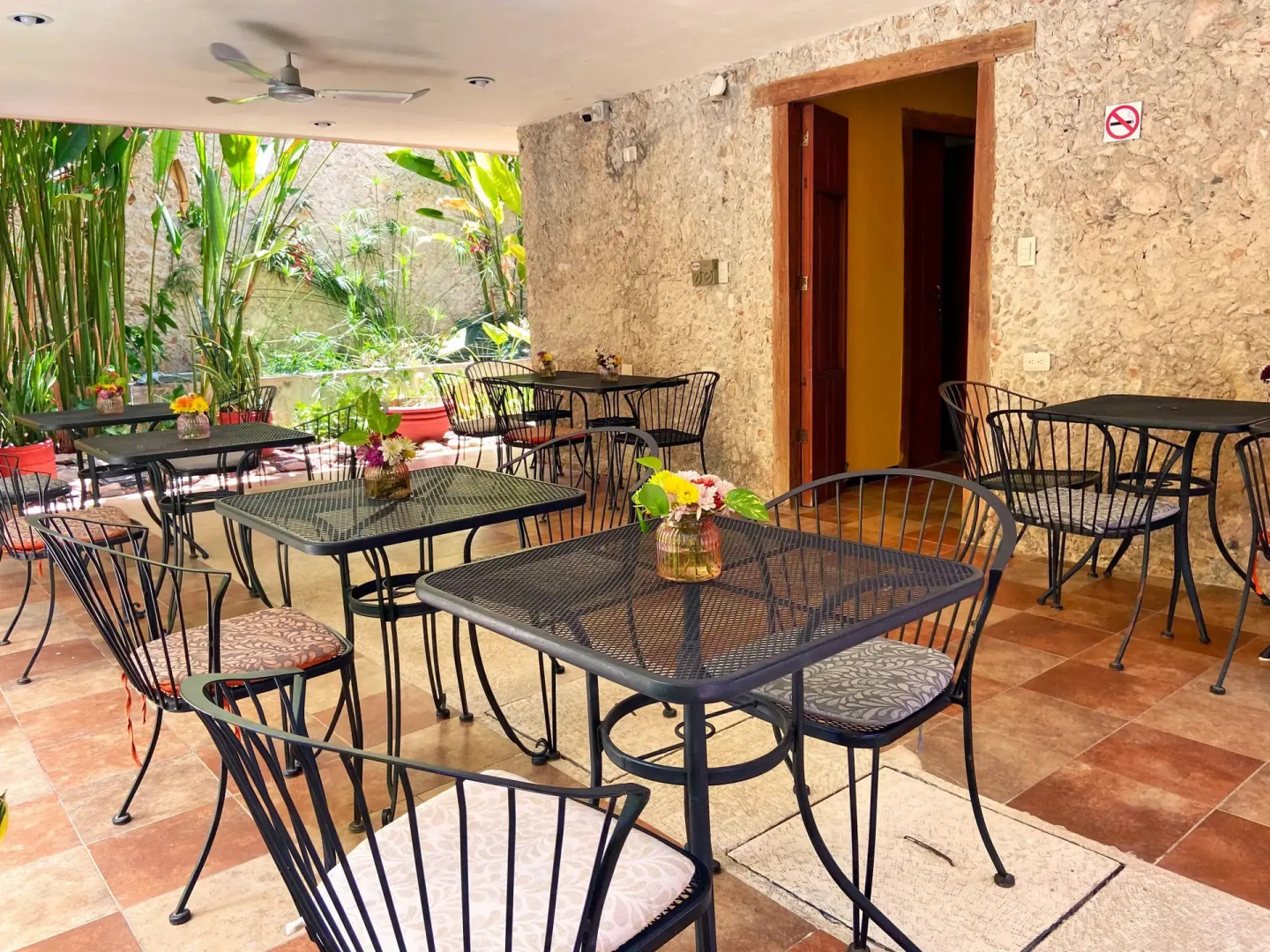 Art 57 Hotel - Adults Only