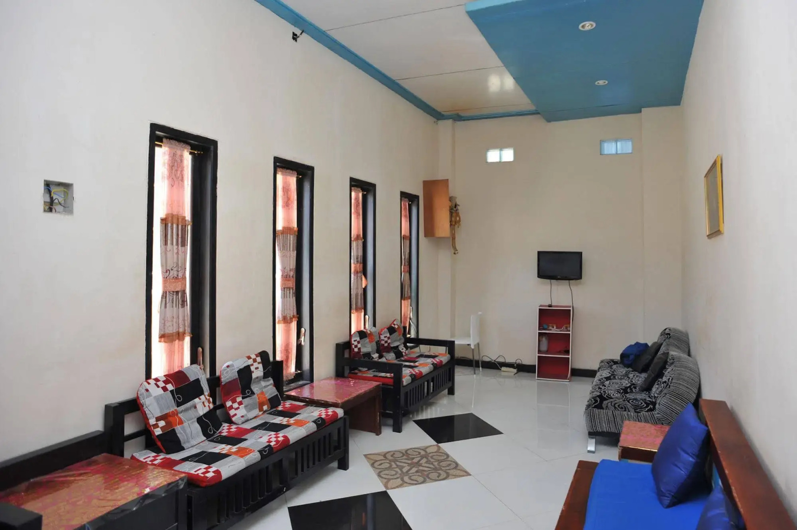 Airy Bandara El Tari Yupiter Satu Kupang