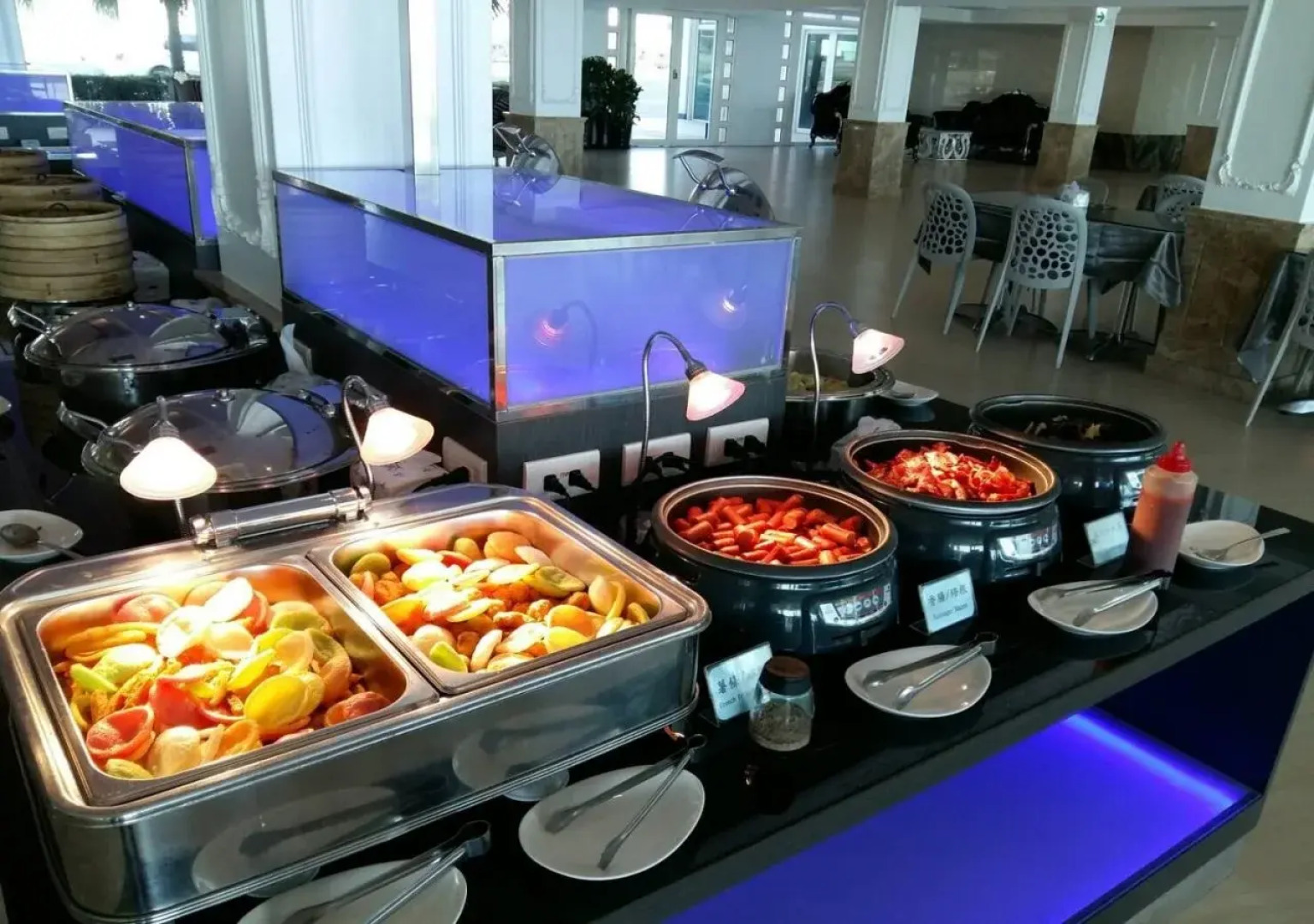 White House Beach Hotspring Resort