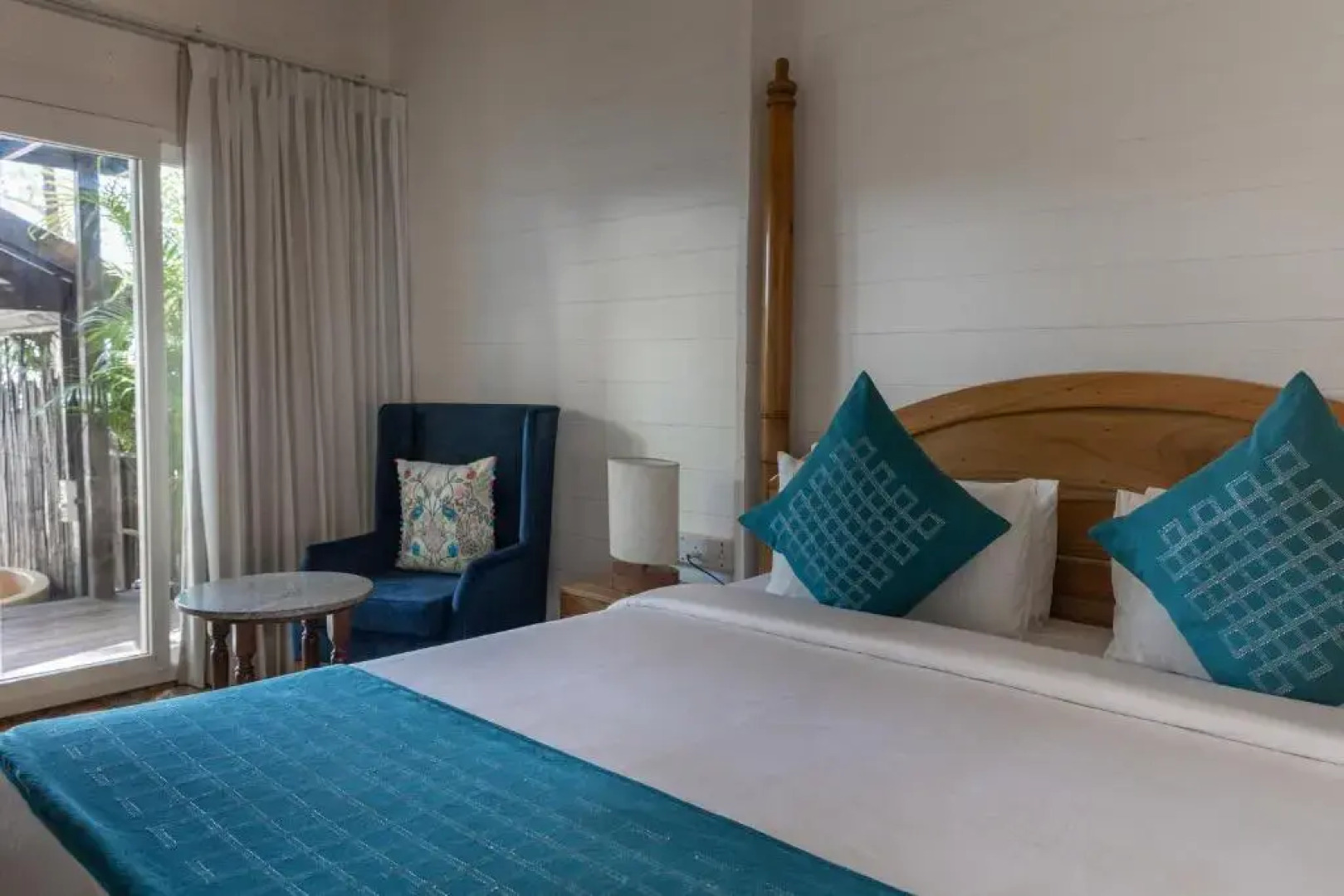 Larisa Resort, Morjim