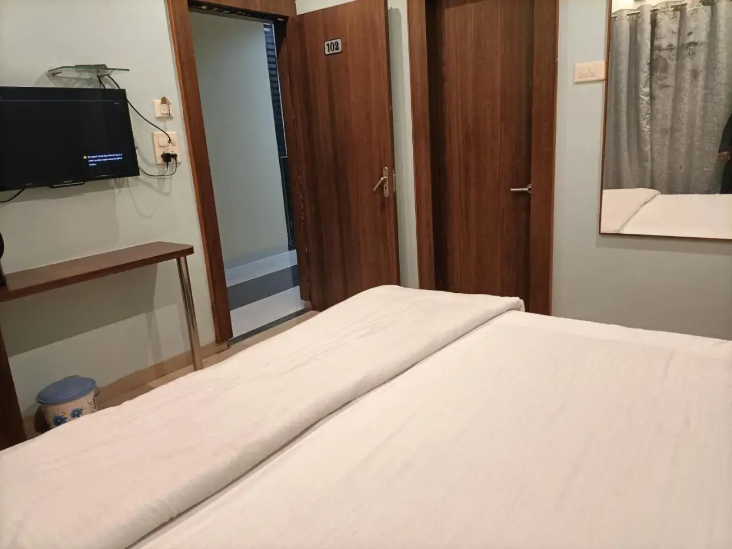 Hotel Paradise Residency