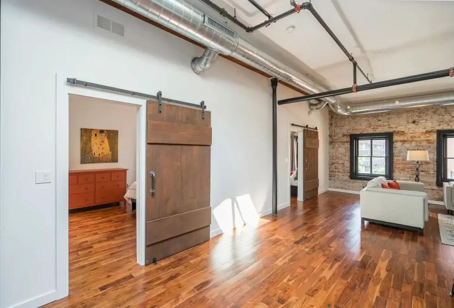 PRISTINE 3 BR Million-Dollar Loft