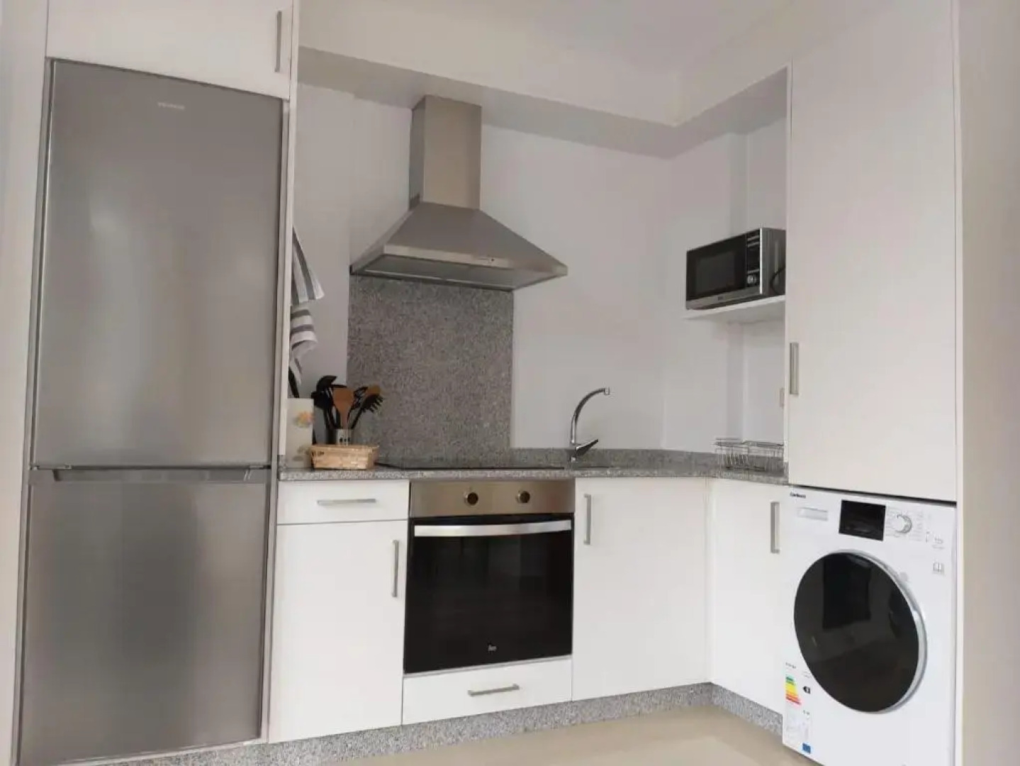 Apartamento en Ribeira(centro) 4* planta