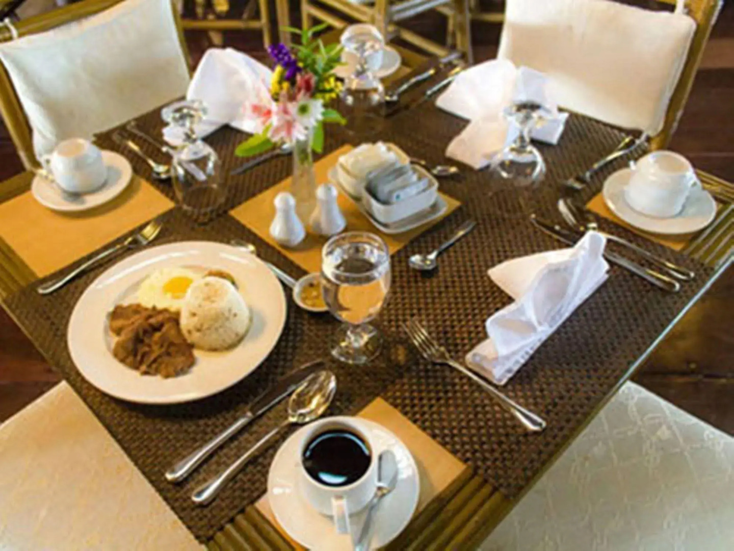 Matabungkay Beach Hotel