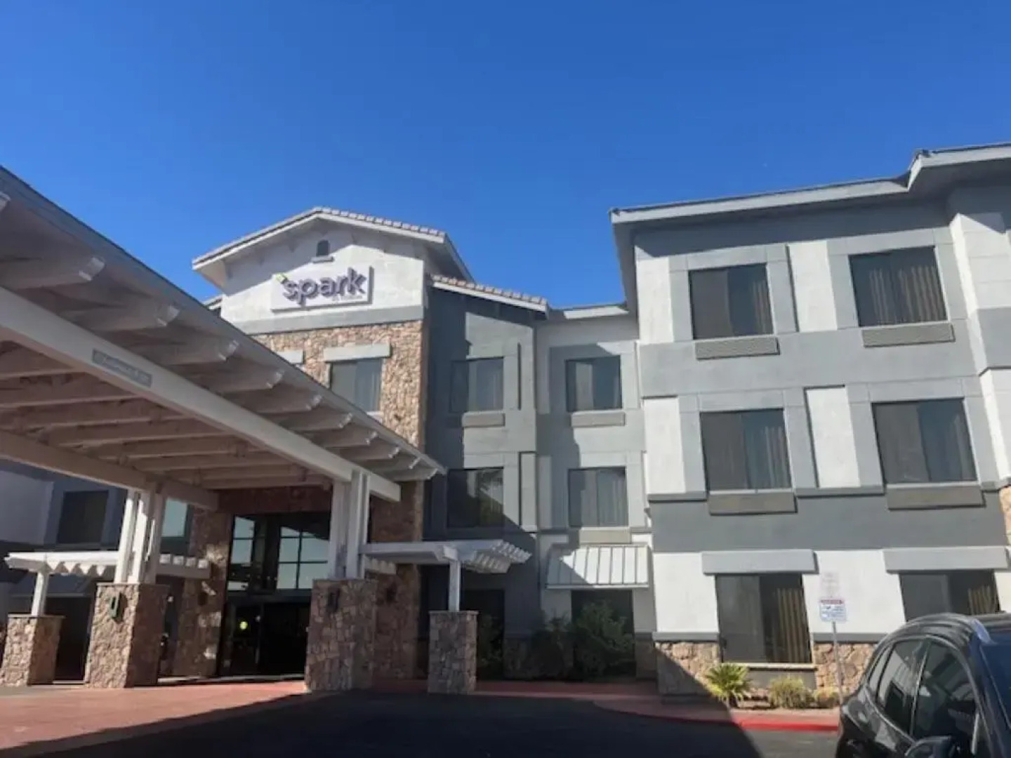 Best Western Legacy Inn & Suites