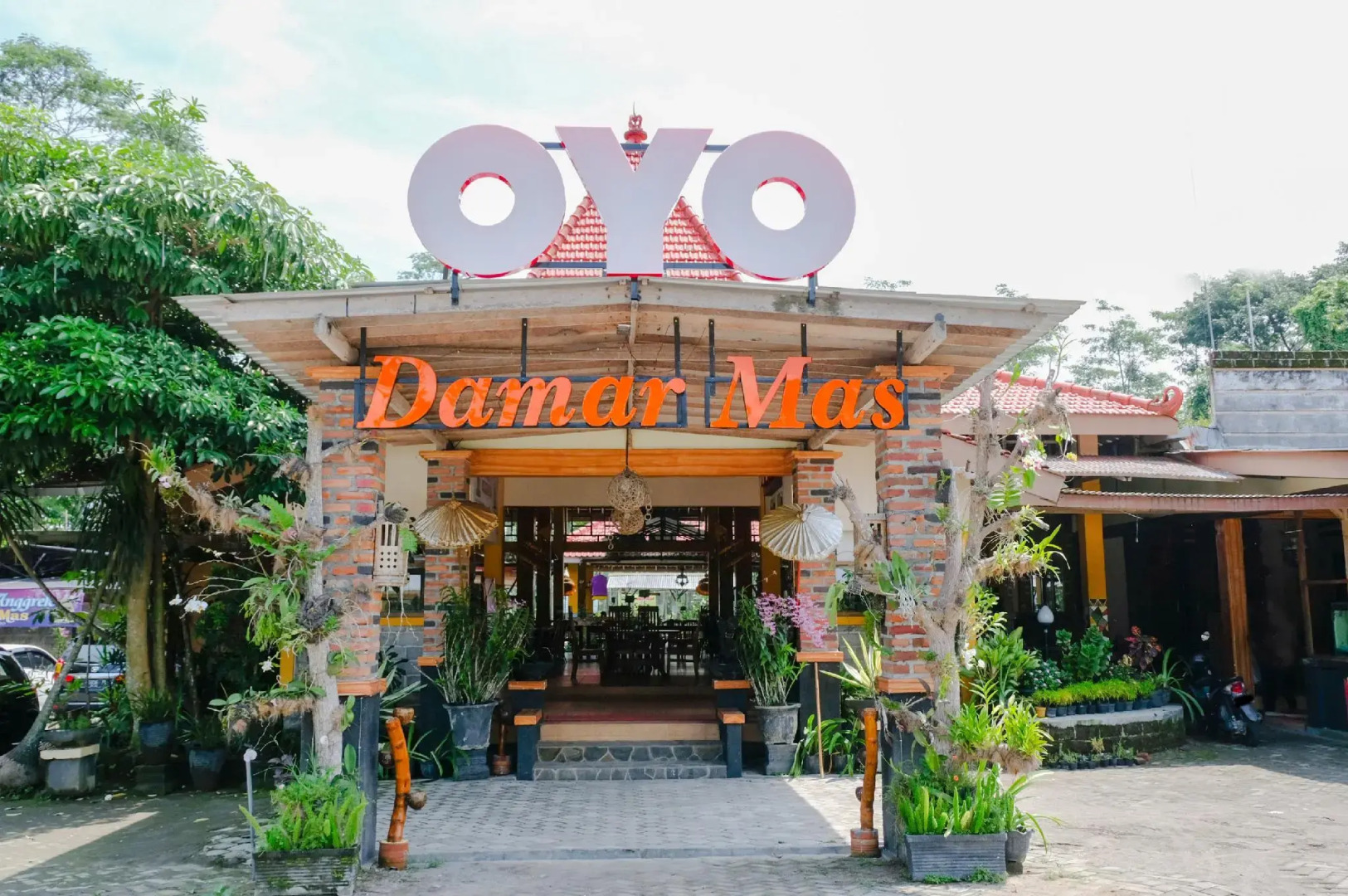 OYO 563 Damar Mas  Resort Lereng Kelud