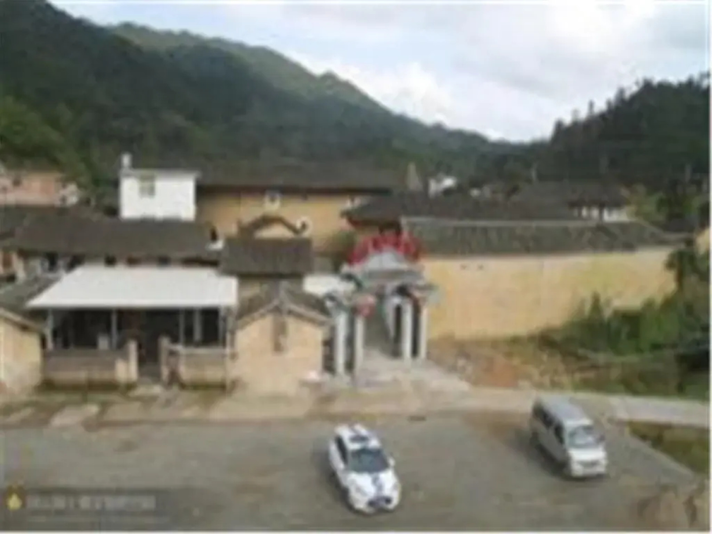 Zhangzhou Nanjing Yunshuiyao Fengyun Pavilion Tulou Inn