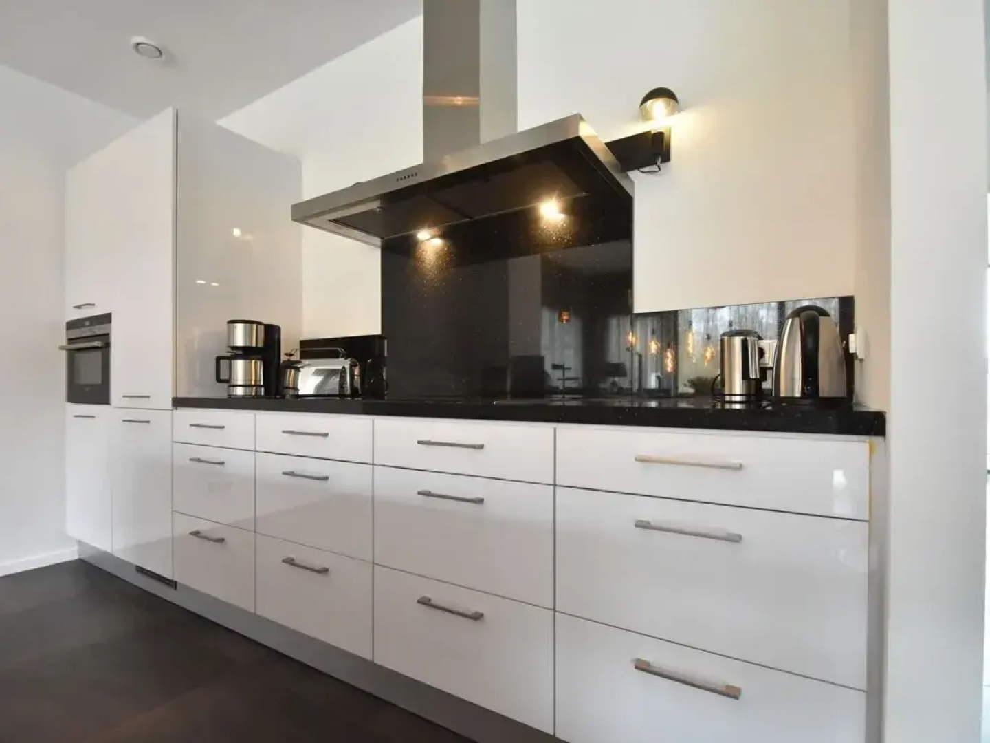 Modern Villa in Harderwijk with Sauna & Hot Tub