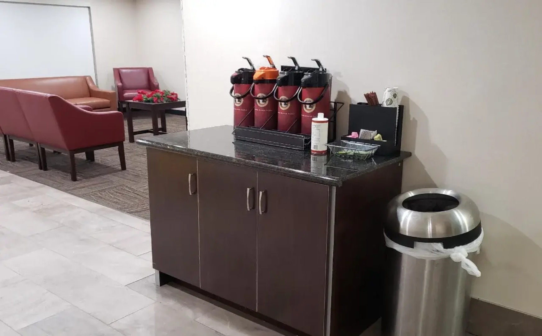 Red Roof PLUS+ & Suites Vicksburg