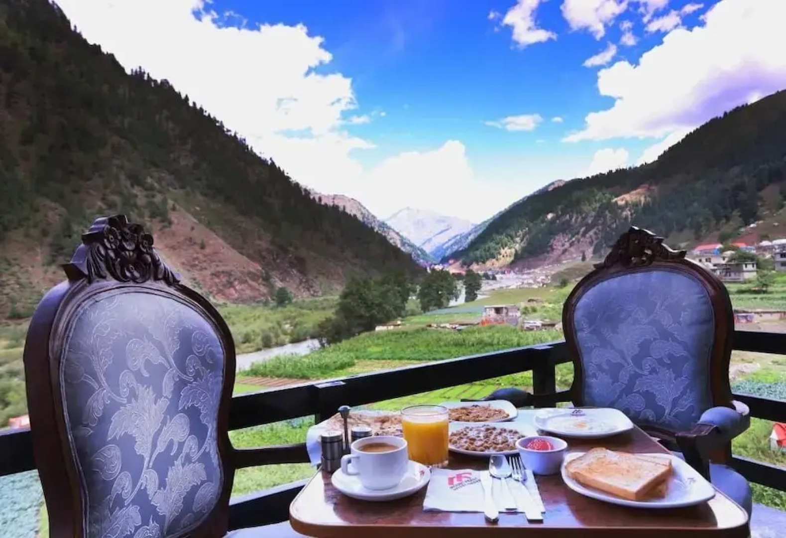 Mount Feast Hotel Naran