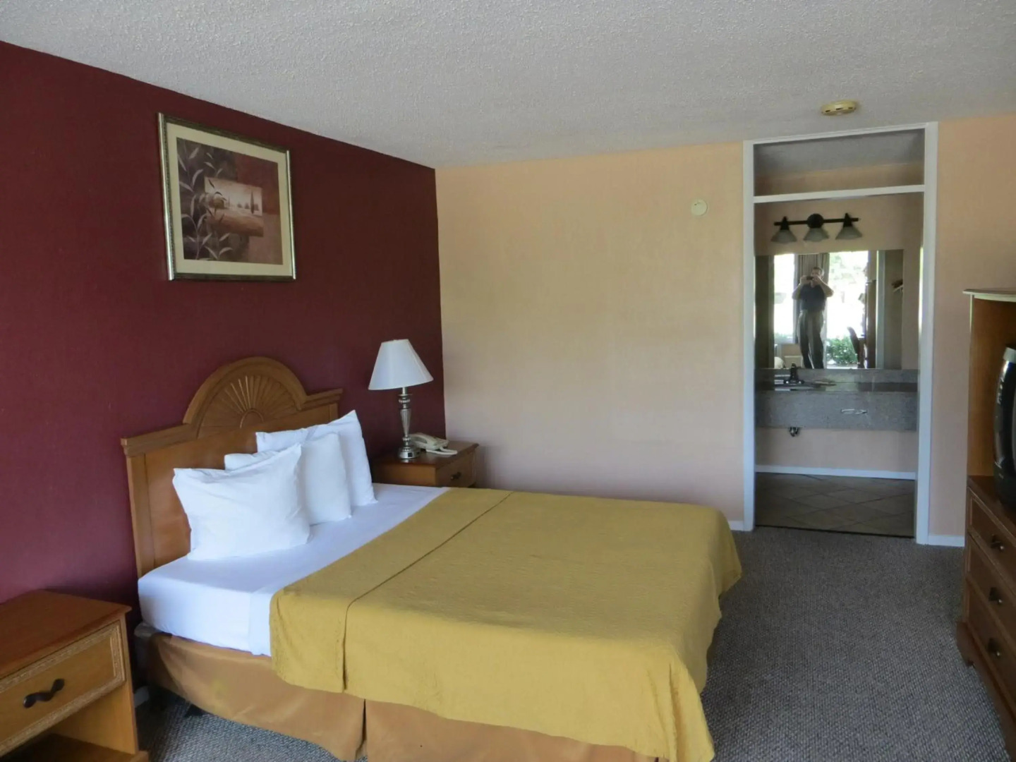 Americourt Extended Stays