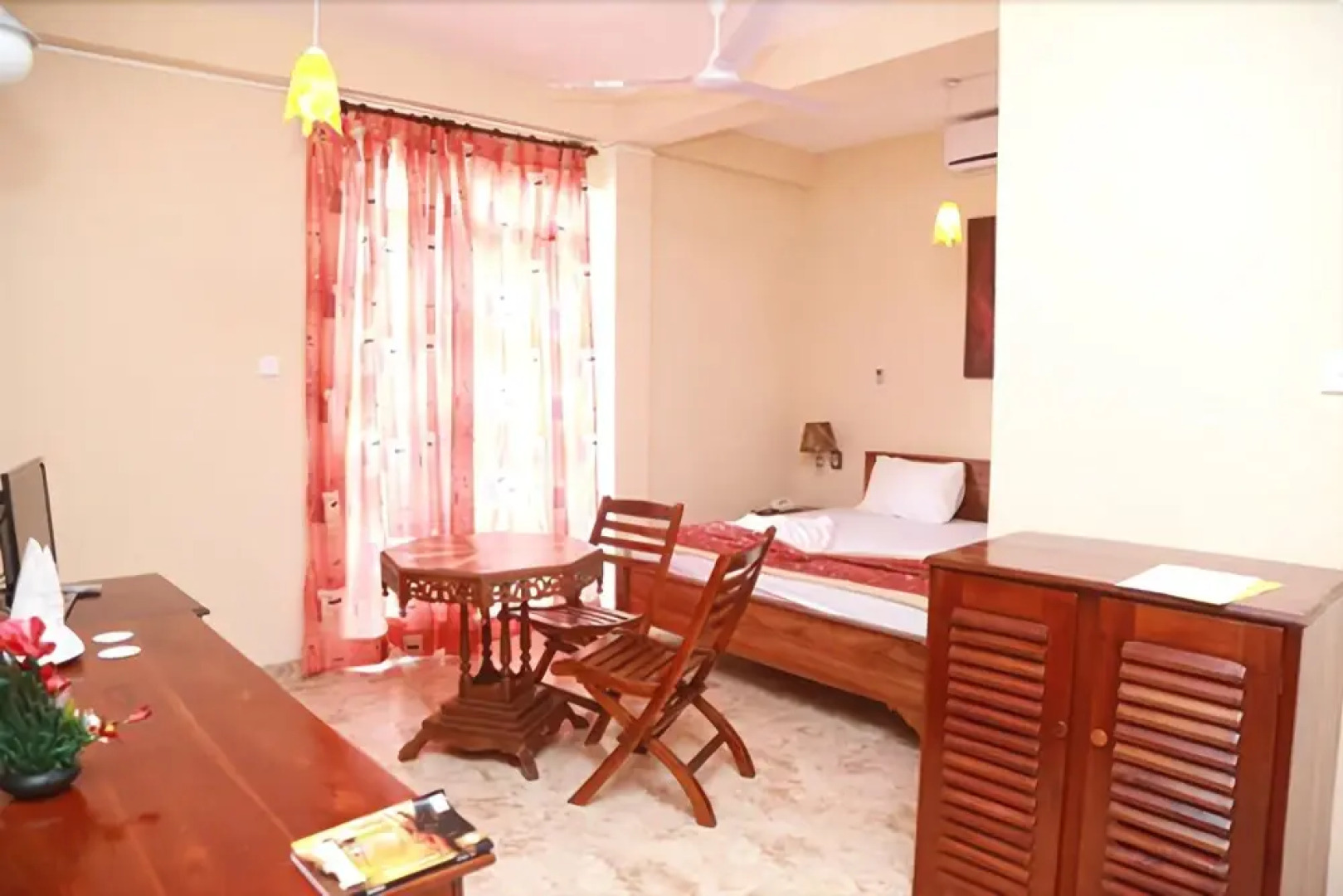 Sea Shine Beach Hotel