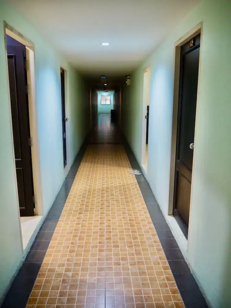 Orm Thong Apartments