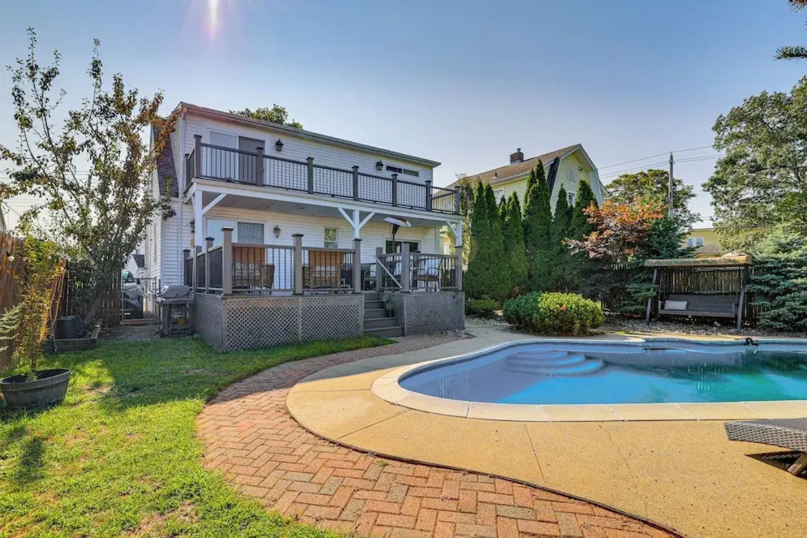 New Haven Gem w/ Private Pool, Walk to Beach!