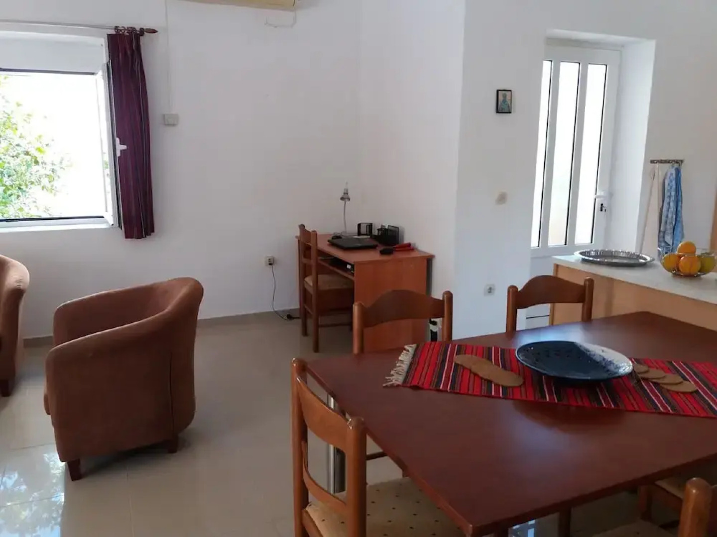 Luxurious Holiday Home in Vamos Plaka With Swimming Pool