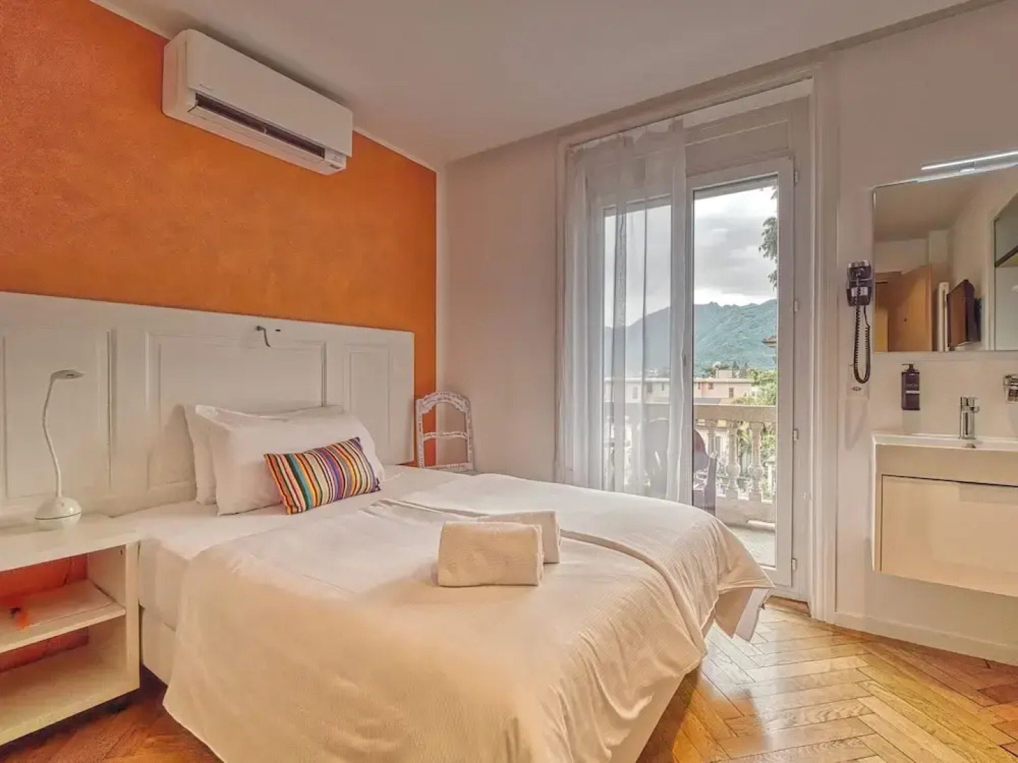 @ Home Hotel Locarno