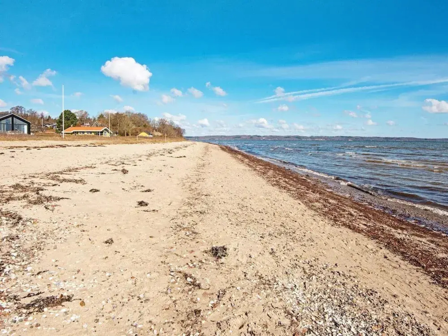 Tranquil Retreat Near Beach - By Traum Ferienwohnungen