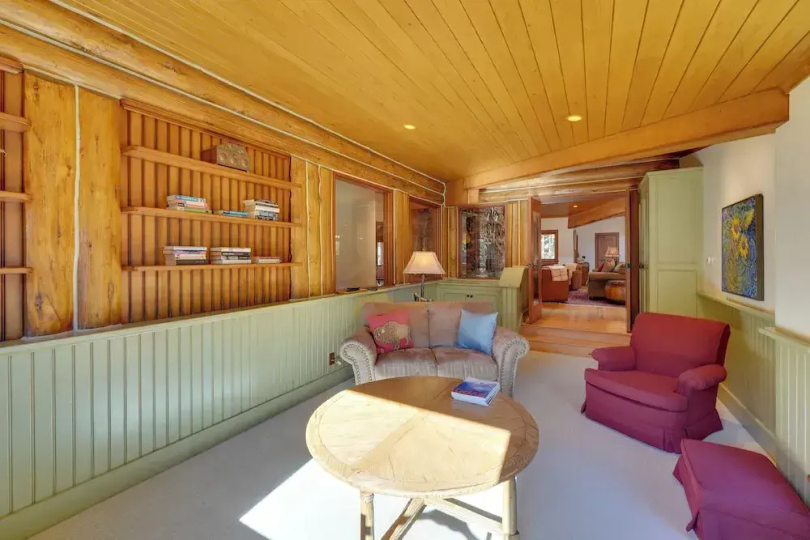 Sun Valley Log Home w/ Hot Tub & Mtn Views!