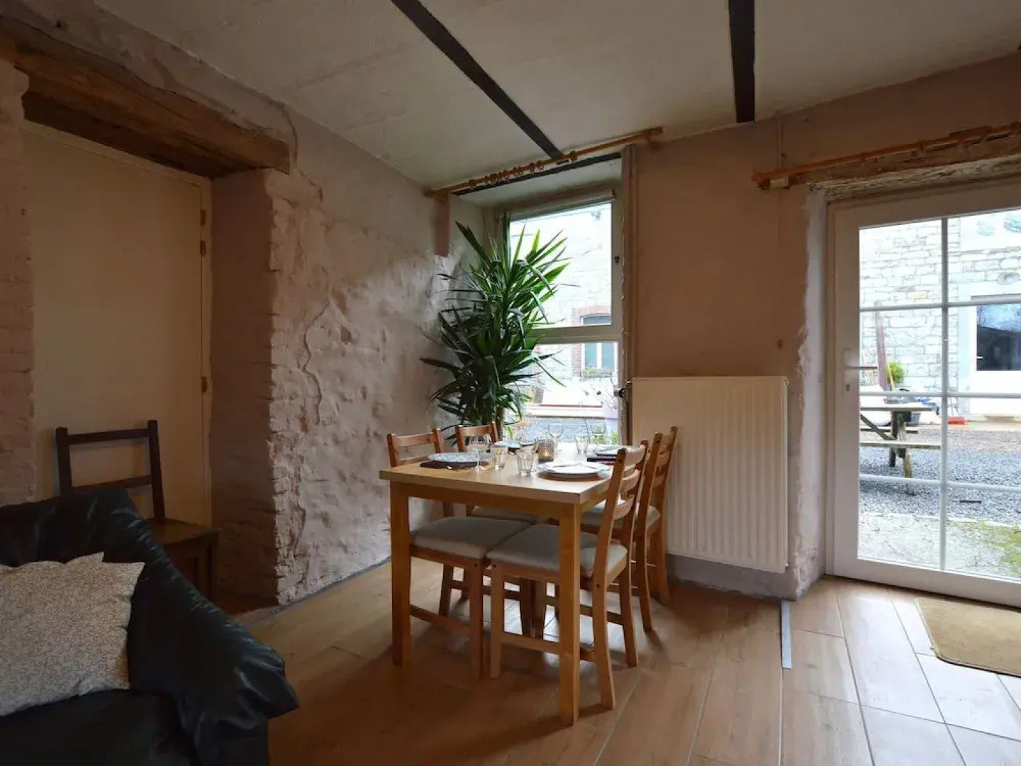 Splendid Cottage in Ferrières With Terrace, Garden, BBQ