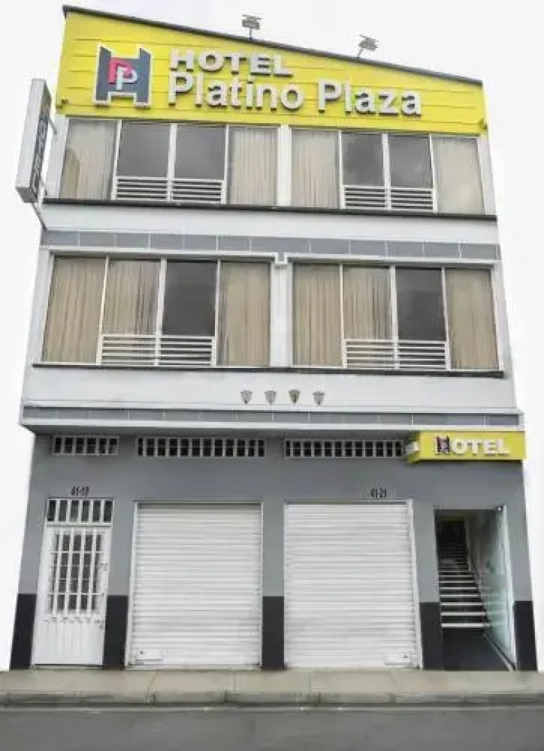 Hotel Platino Plaza
