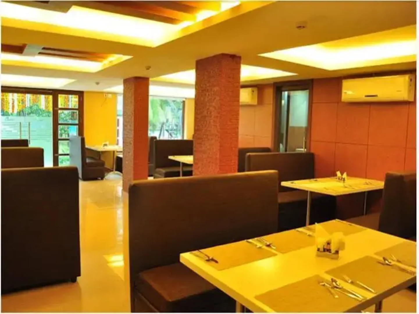 Sreepathi Indraprastha Hotel and Serviced Apartments