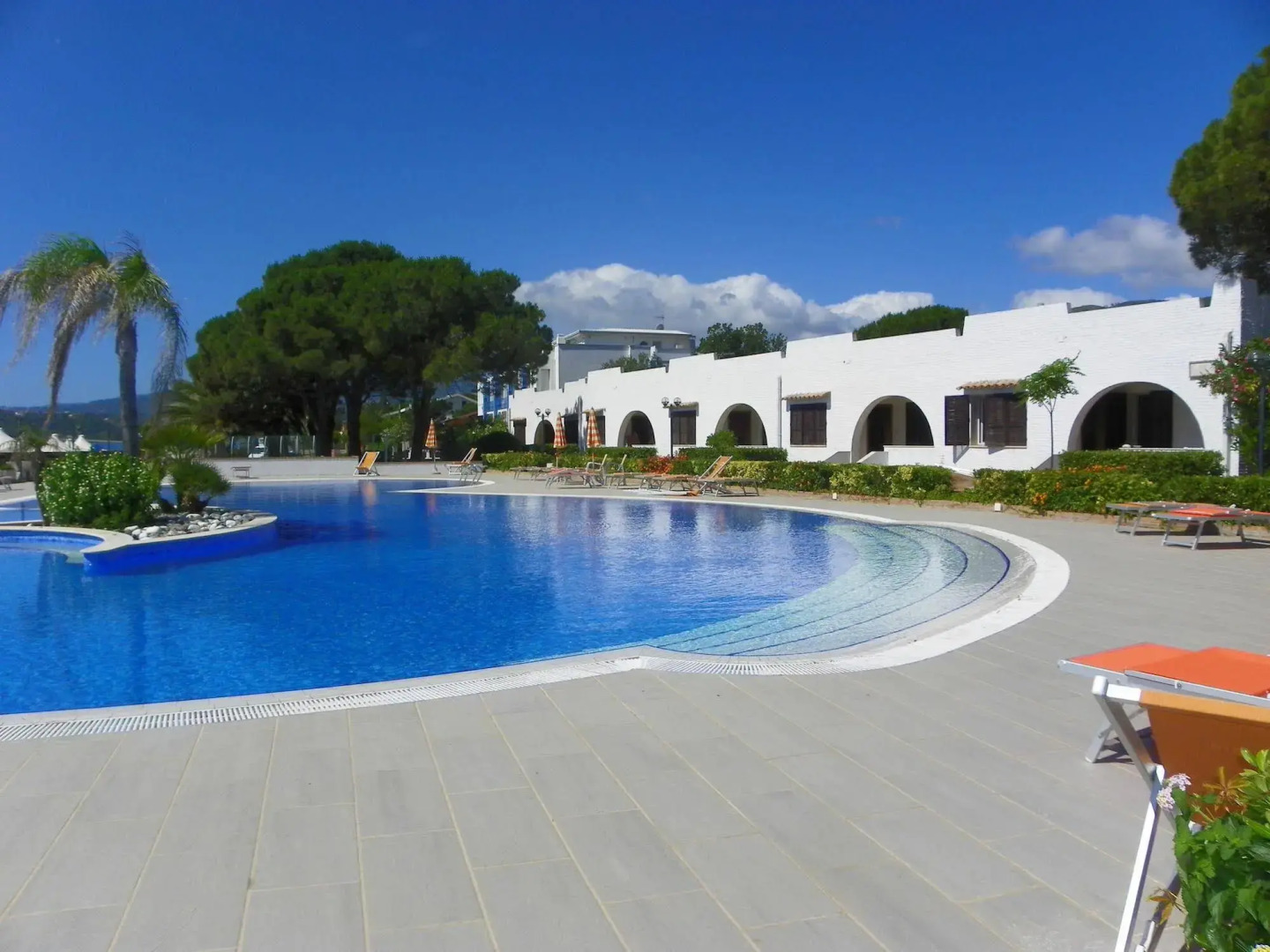 Estella Club & Beauty