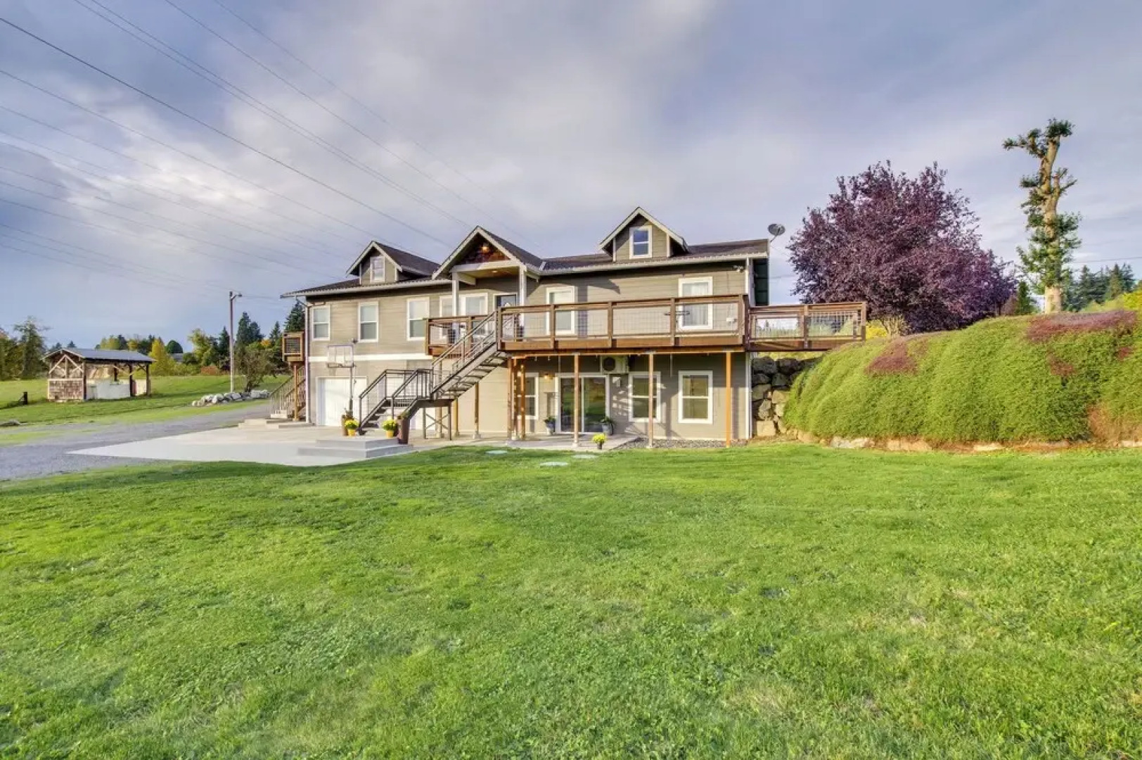 Chic & Modern Snohomish Hideaway on a Working Farm