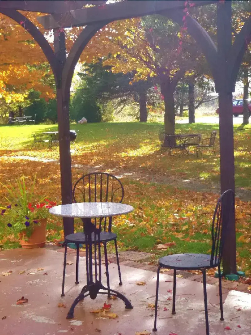 Settlement Courtyard Inn & Lavender Spa