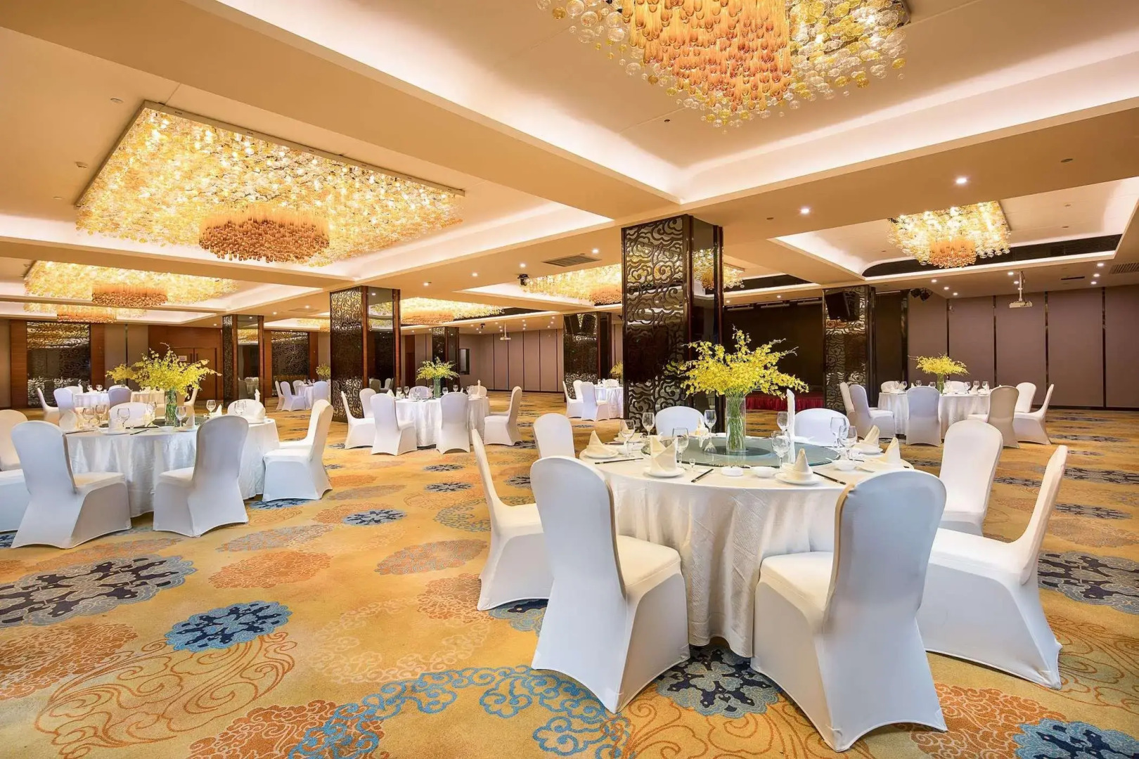 Ramada Plaza by Wyndham Yueyang Linxiang