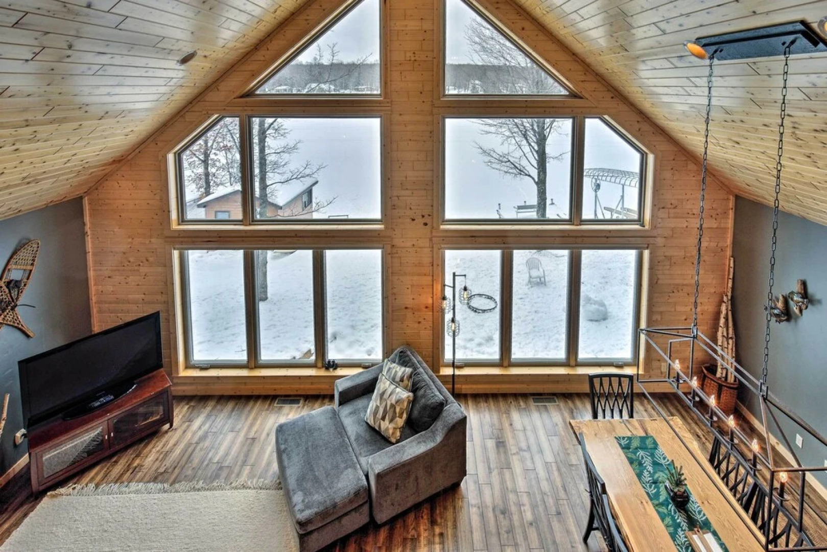 Lakefront Cottage in Iron River: 3 Mi to Skiing!