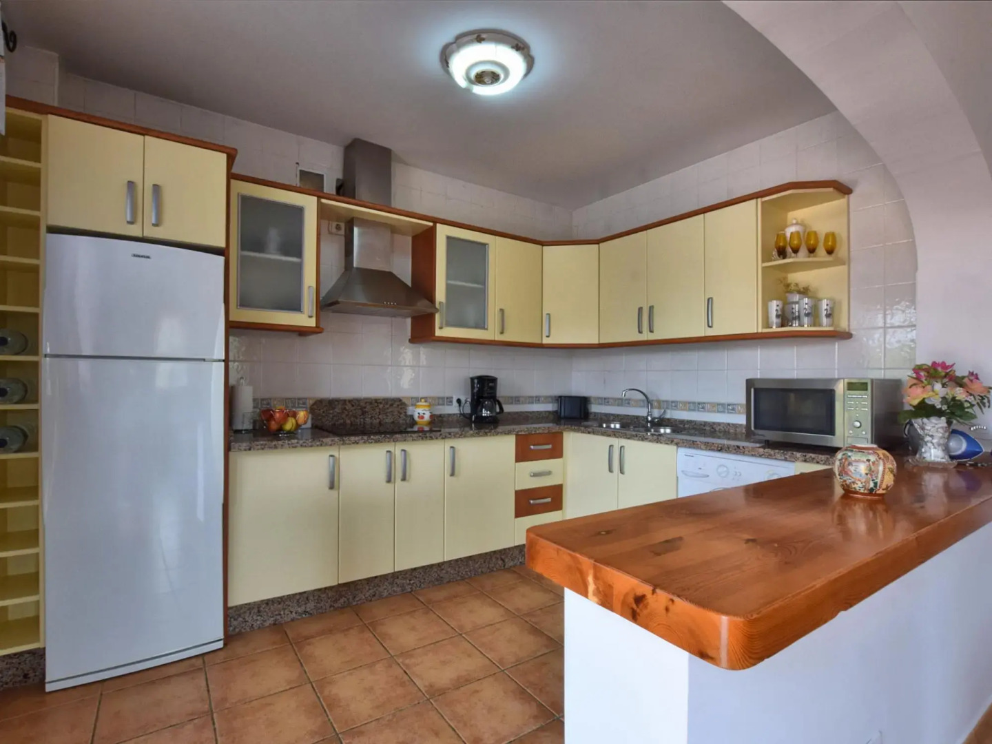 Stunning Cottage with Pool, Terrace, Garden, Sun-loungers