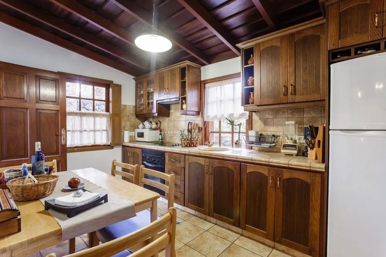 Casa Etna by Isla Bonita