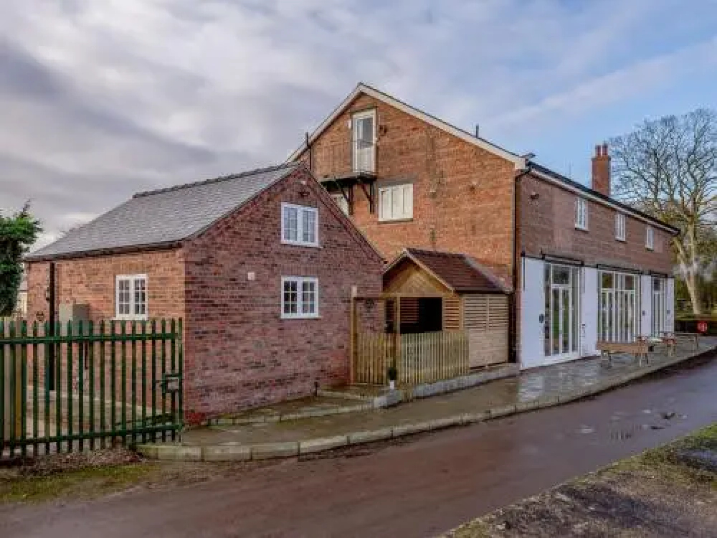 Kingfisher Cottage