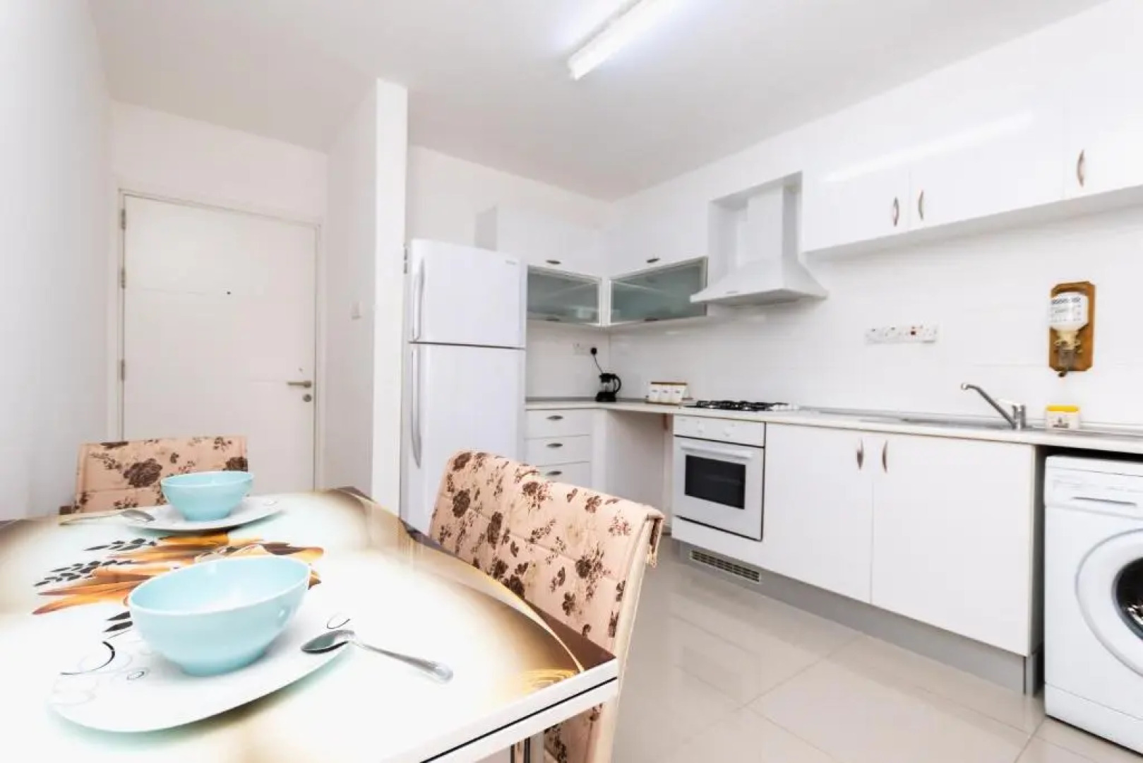 Spacious Three-Bedroom Apartment with Sea View A3