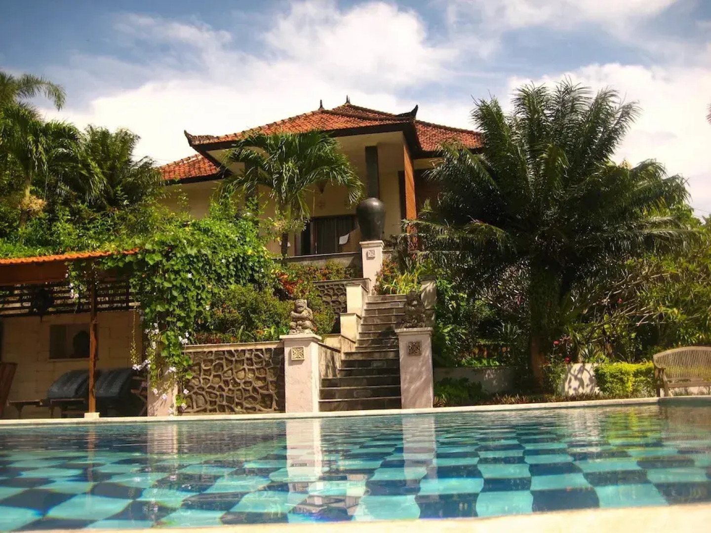 Lovina Villa Resort Puri Bulan