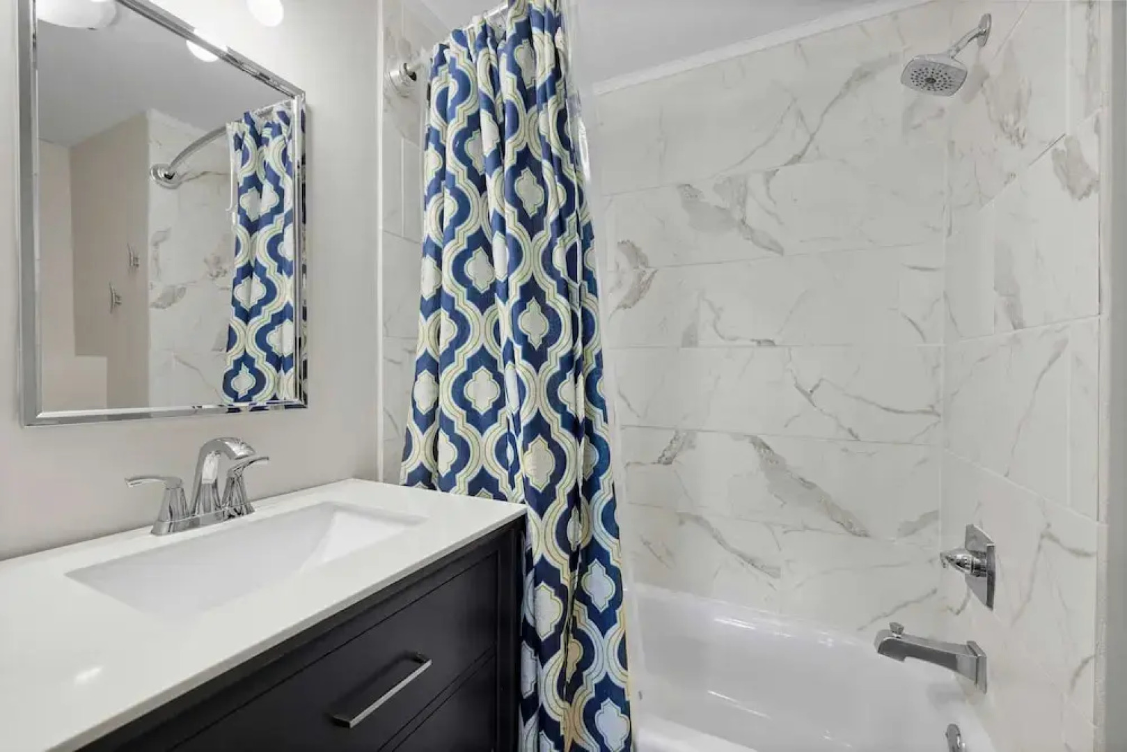 Tree Top Get Away by Avantstay Amazing Lake View