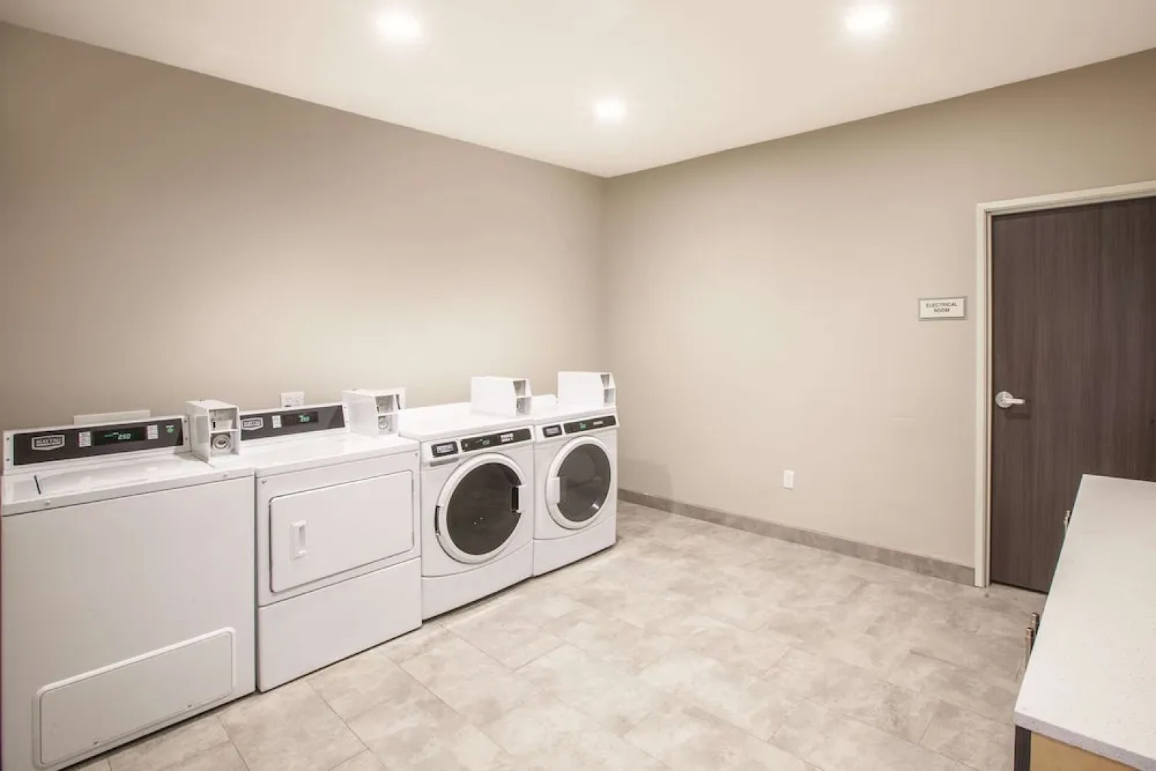 La Quinta Inn & Suites Tulsa Broken Arrow