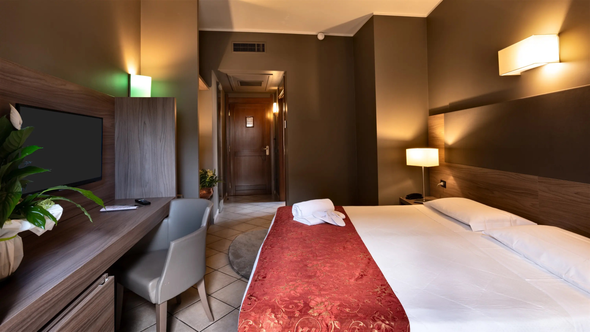 Hotel Sunflower