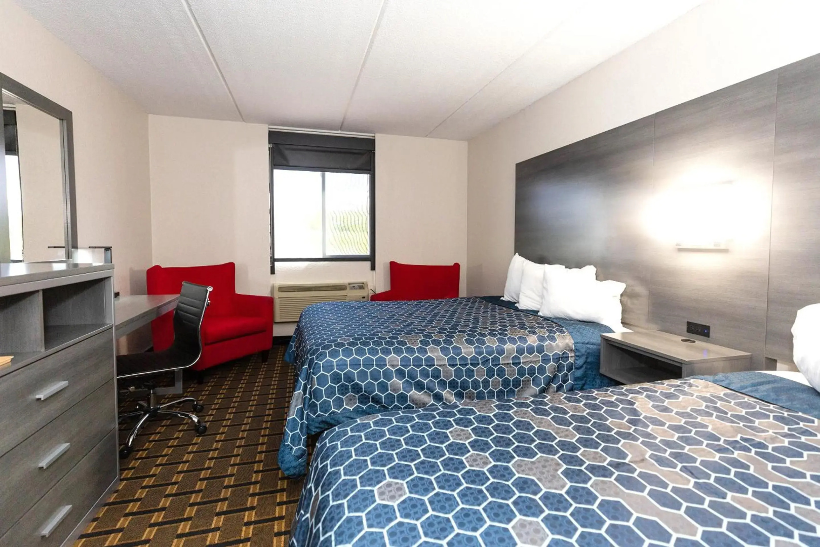 Coratel Inn & Suites Mankato