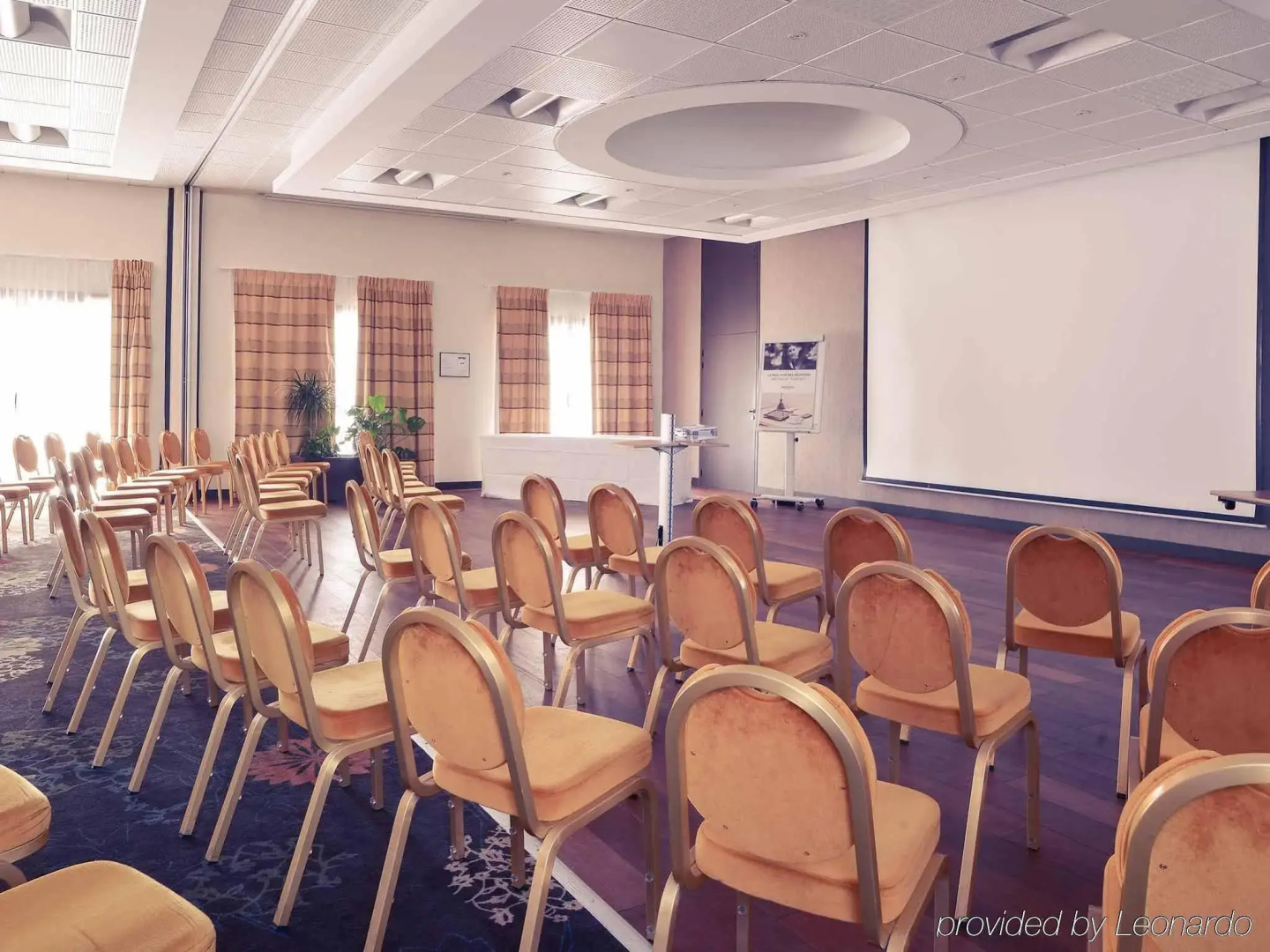 Mercure Auxerre Autoroute du Soleil