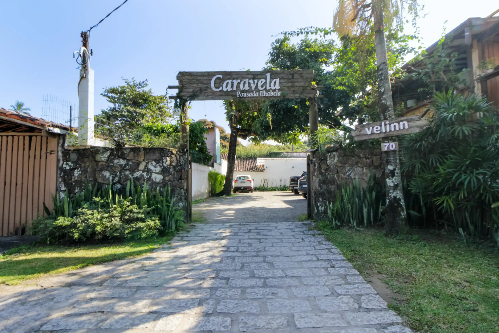 VELINN Caravela Pousada Ilhabela