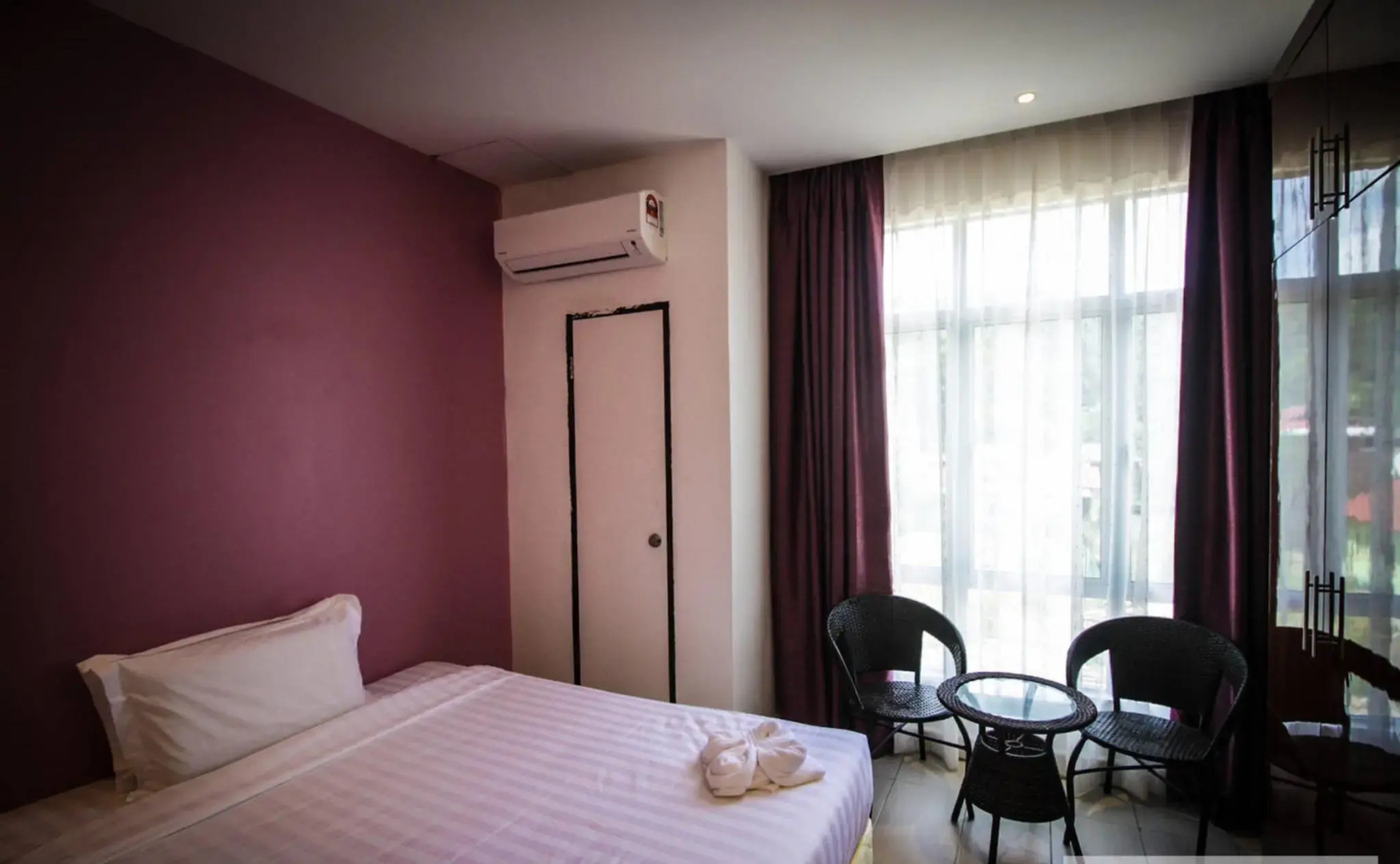 MNY Hotel & Resort