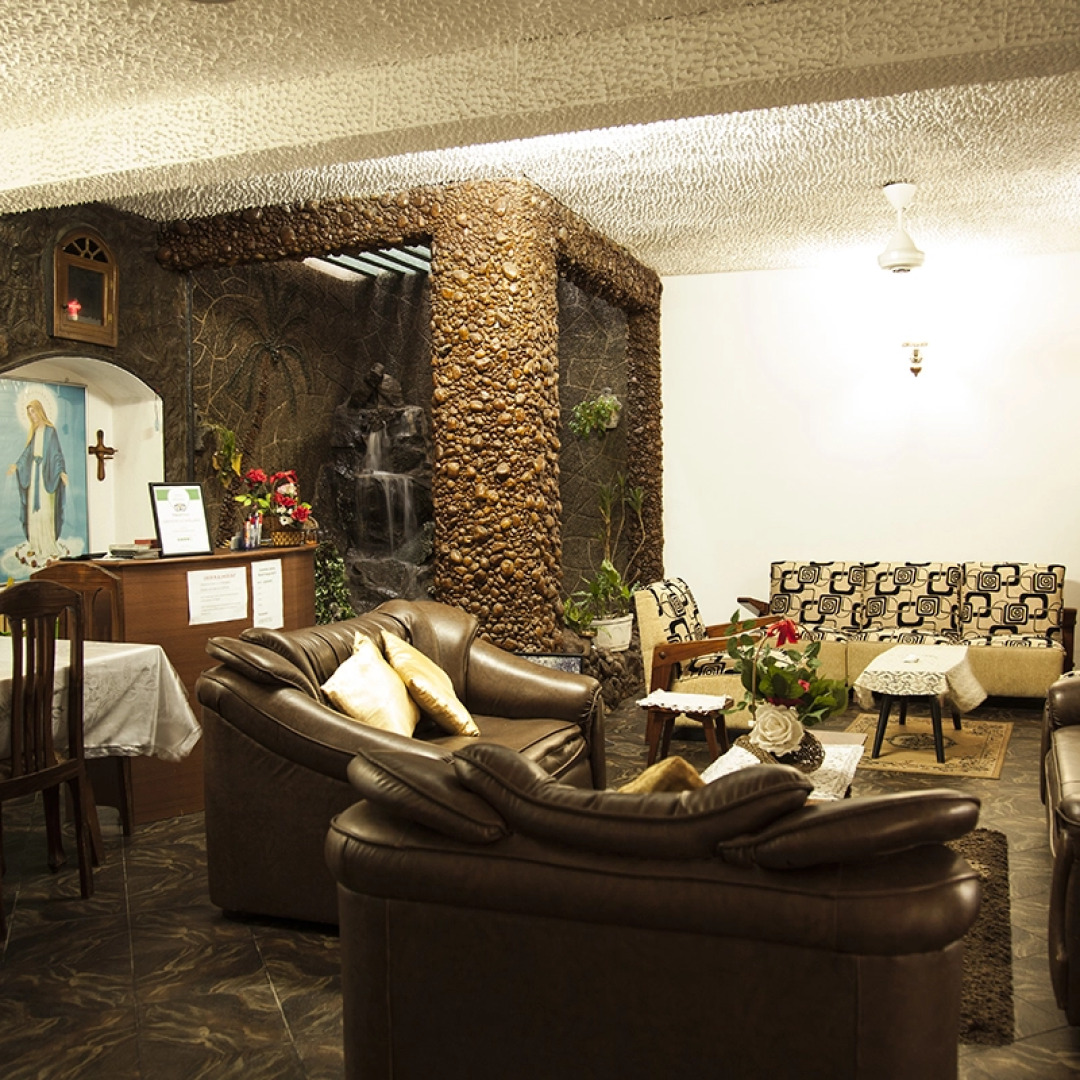 Lavinia Beach Hostel